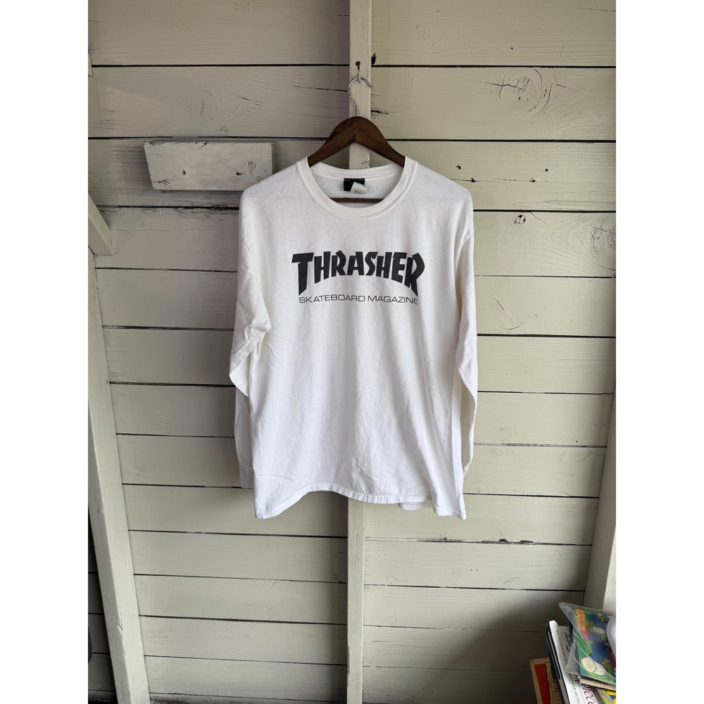 Thrasher Skateboard Magazine Long Sleeve T-Shirt White Mens Large Logo Tee